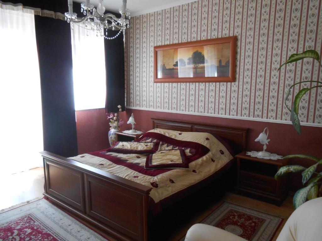 Kalman Panzio Bed & Breakfast Szeged Room photo