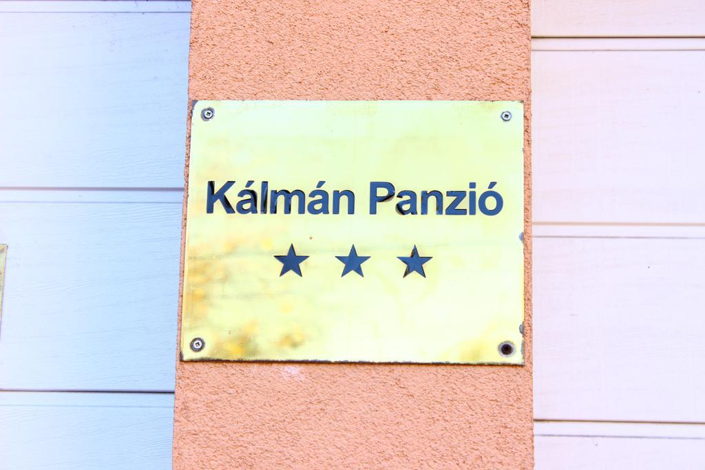 Kalman Panzio Bed & Breakfast Szeged Exterior photo